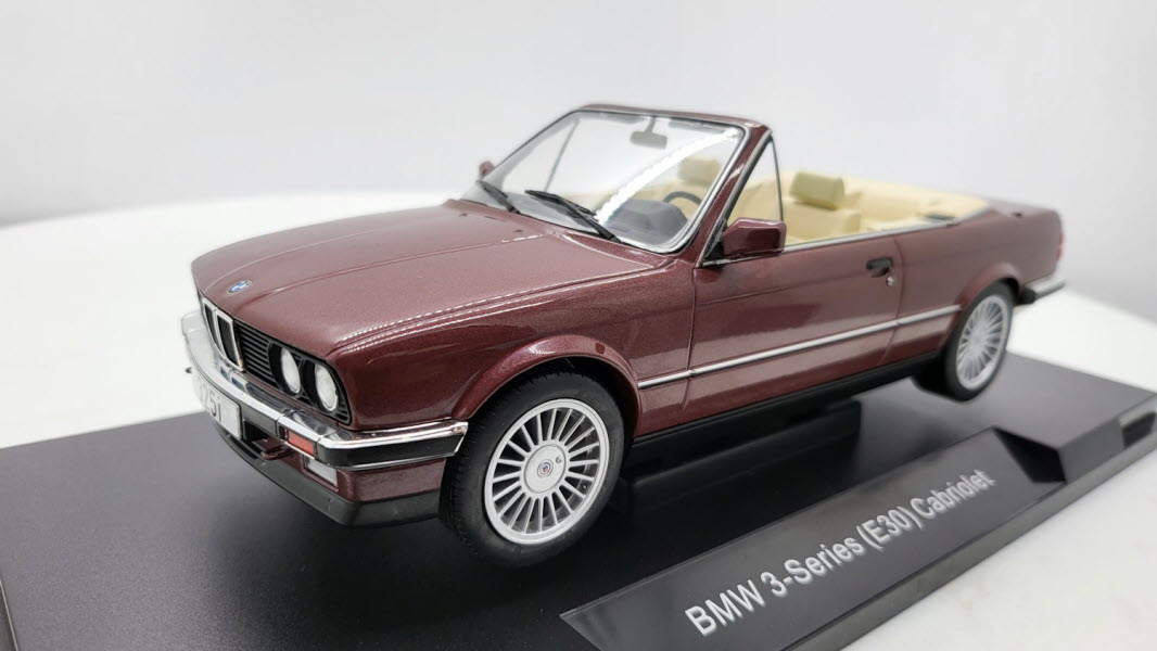 Mcg Bmw Serie E I Cabriolet Bordeaux Rood Metallic